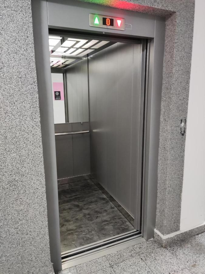 Apartmani Sarah 2 توزلا المظهر الخارجي الصورة
